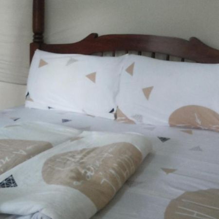 Rock Shadow Hotel Koboko Екстер'єр фото