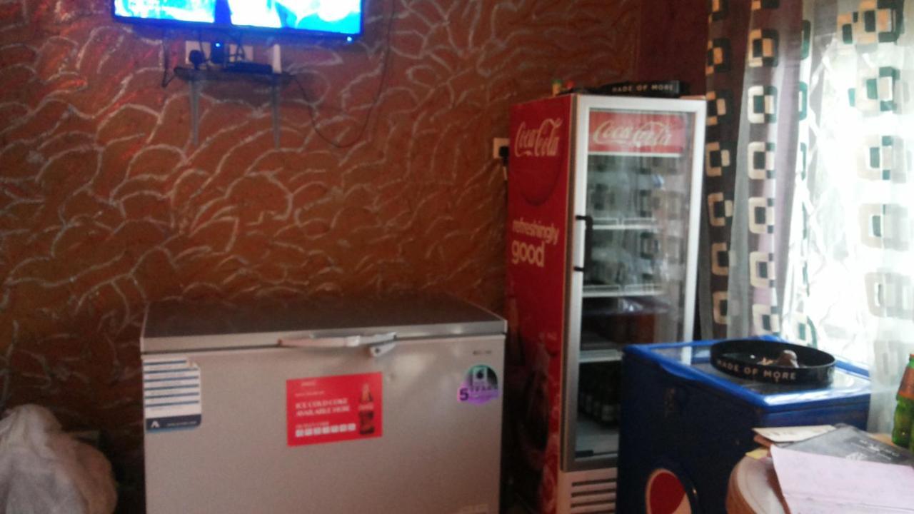 Rock Shadow Hotel Koboko Екстер'єр фото