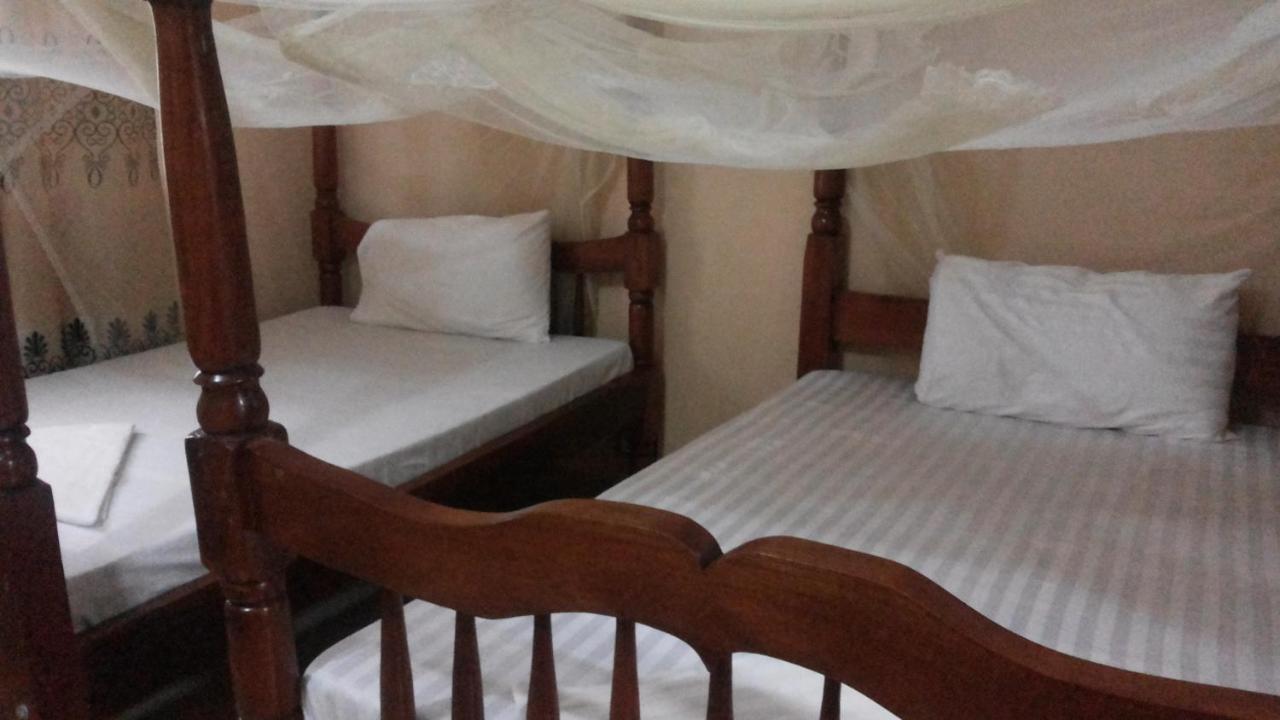 Rock Shadow Hotel Koboko Екстер'єр фото