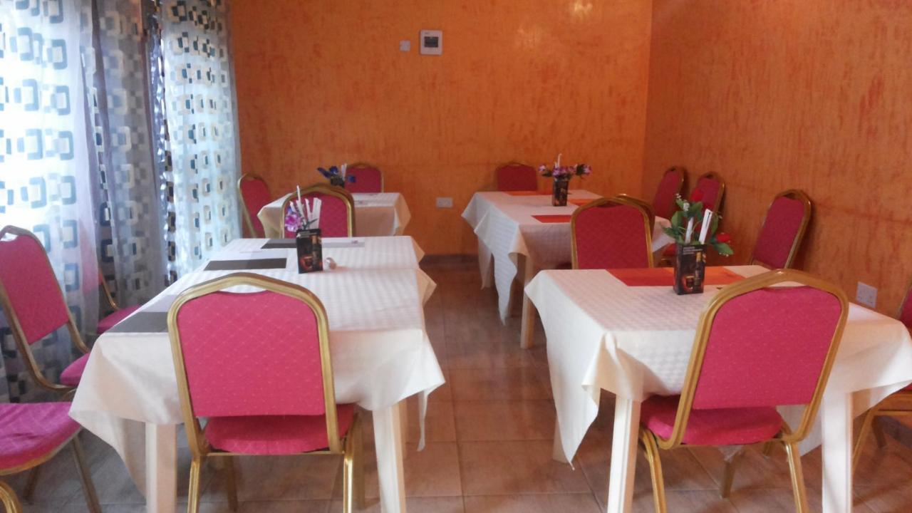 Rock Shadow Hotel Koboko Екстер'єр фото