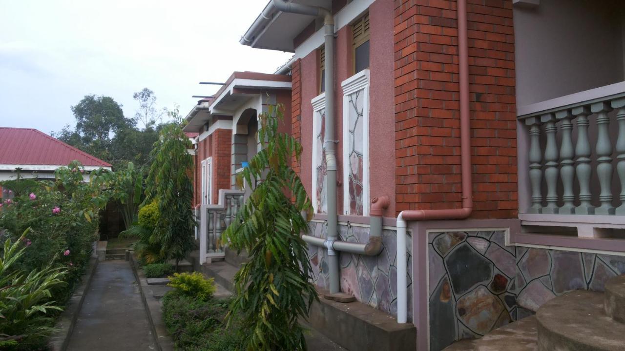 Rock Shadow Hotel Koboko Екстер'єр фото